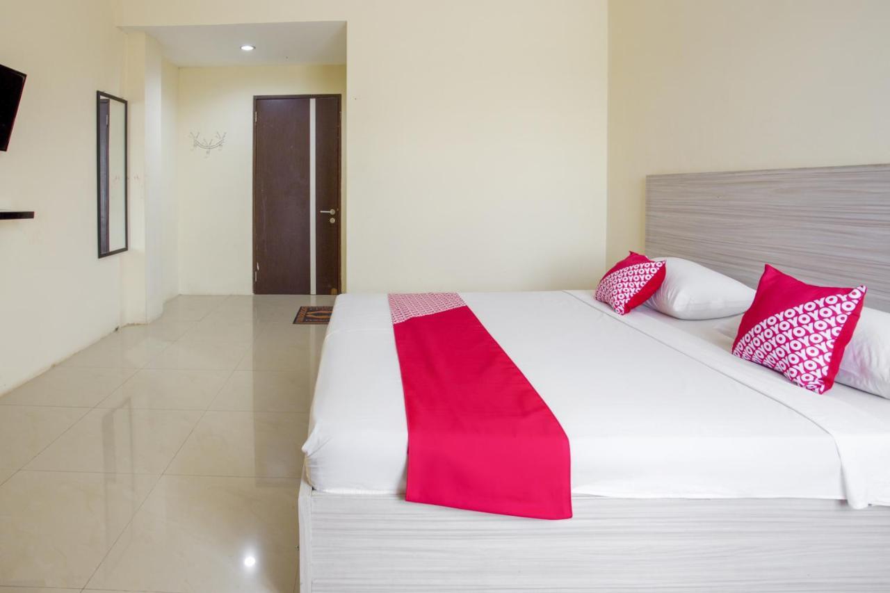 Oyo 3343 Sunrise Hotel Banjarbaru Ngoại thất bức ảnh